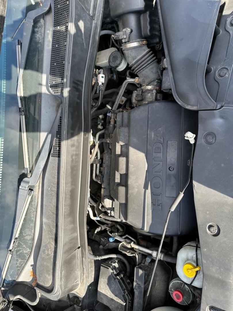 2010 BLACK HONDA PILOT EXL (5FNYF4H58AB) with an 3.5L engine, Automatic transmission, located at 1708 Broadway, Rockford, IL, 61104, (815) 397-5010, 42.252522, -89.069359 - Photo#13