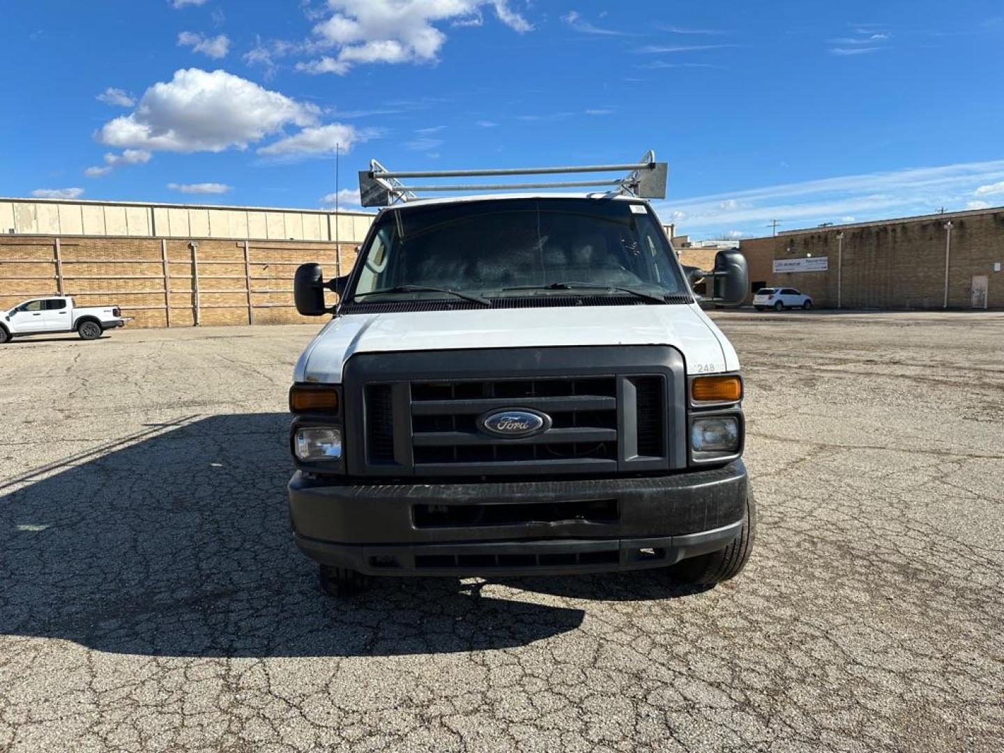 2013 WHITE FORD ECONOLINE E350 SUPER DUTY VAN (1FTSS3EL5DD) with an 5.4L engine, Automatic transmission, located at 1708 Broadway, Rockford, IL, 61104, (815) 397-5010, 42.252522, -89.069359 - Photo#1