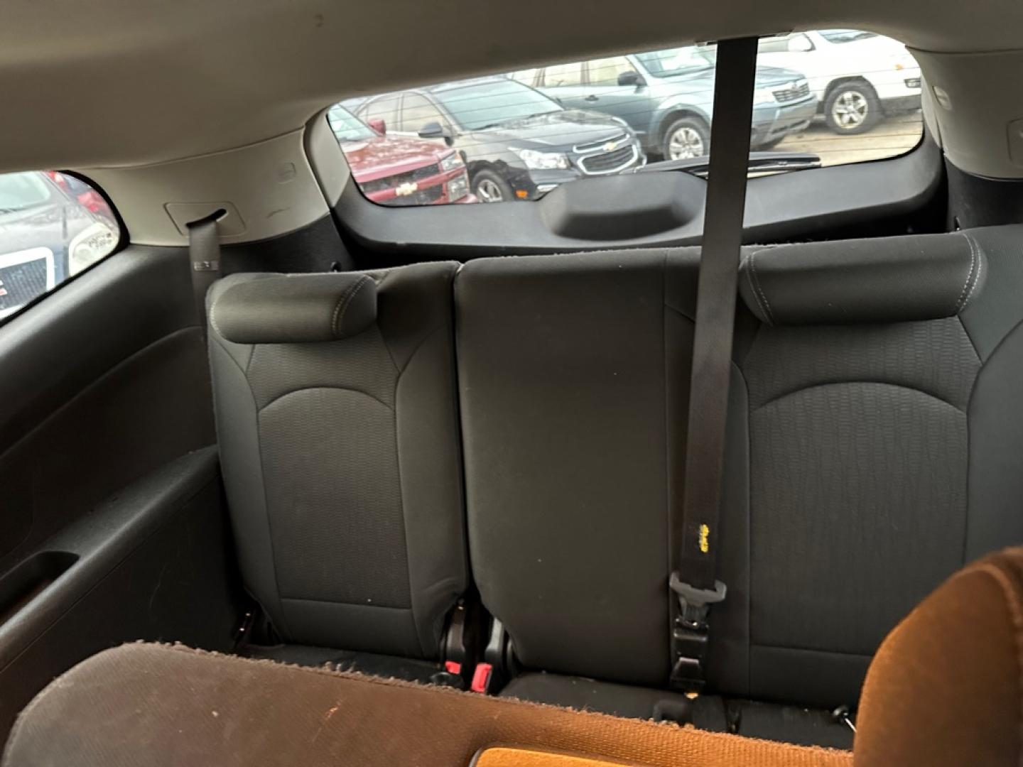 2013 BLACK CHEVROLET TRAVERSE LT (1GNKVGKD1DJ) with an 3.6L engine, Automatic transmission, located at 1708 Broadway, Rockford, IL, 61104, (815) 397-5010, 42.252522, -89.069359- Photo#8