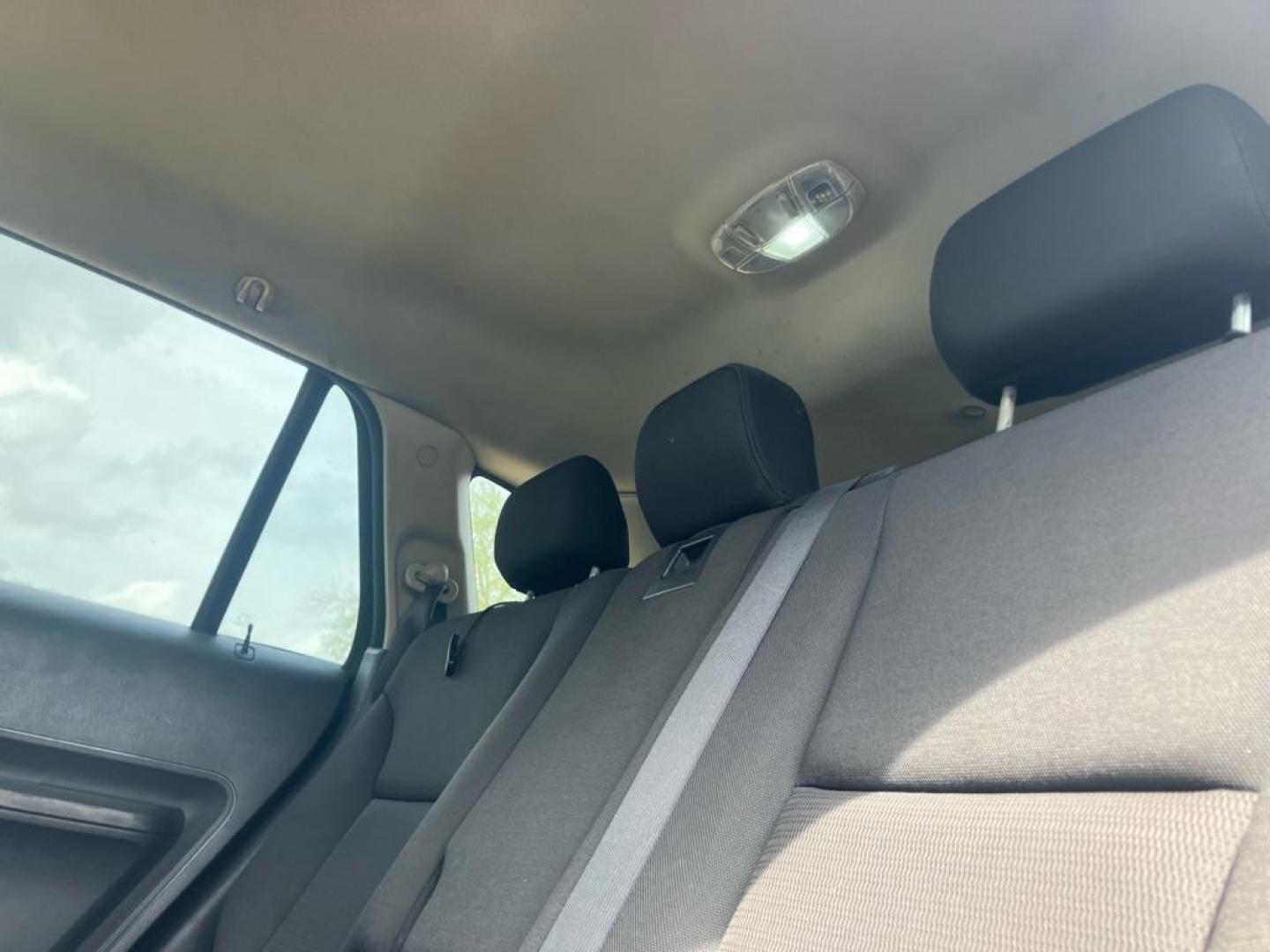 2008 BLACK FORD EDGE SEL (2FMDK38C38B) with an 3.5L engine, Automatic transmission, located at 1708 Broadway, Rockford, IL, 61104, (815) 397-5010, 42.252522, -89.069359 - Photo#4