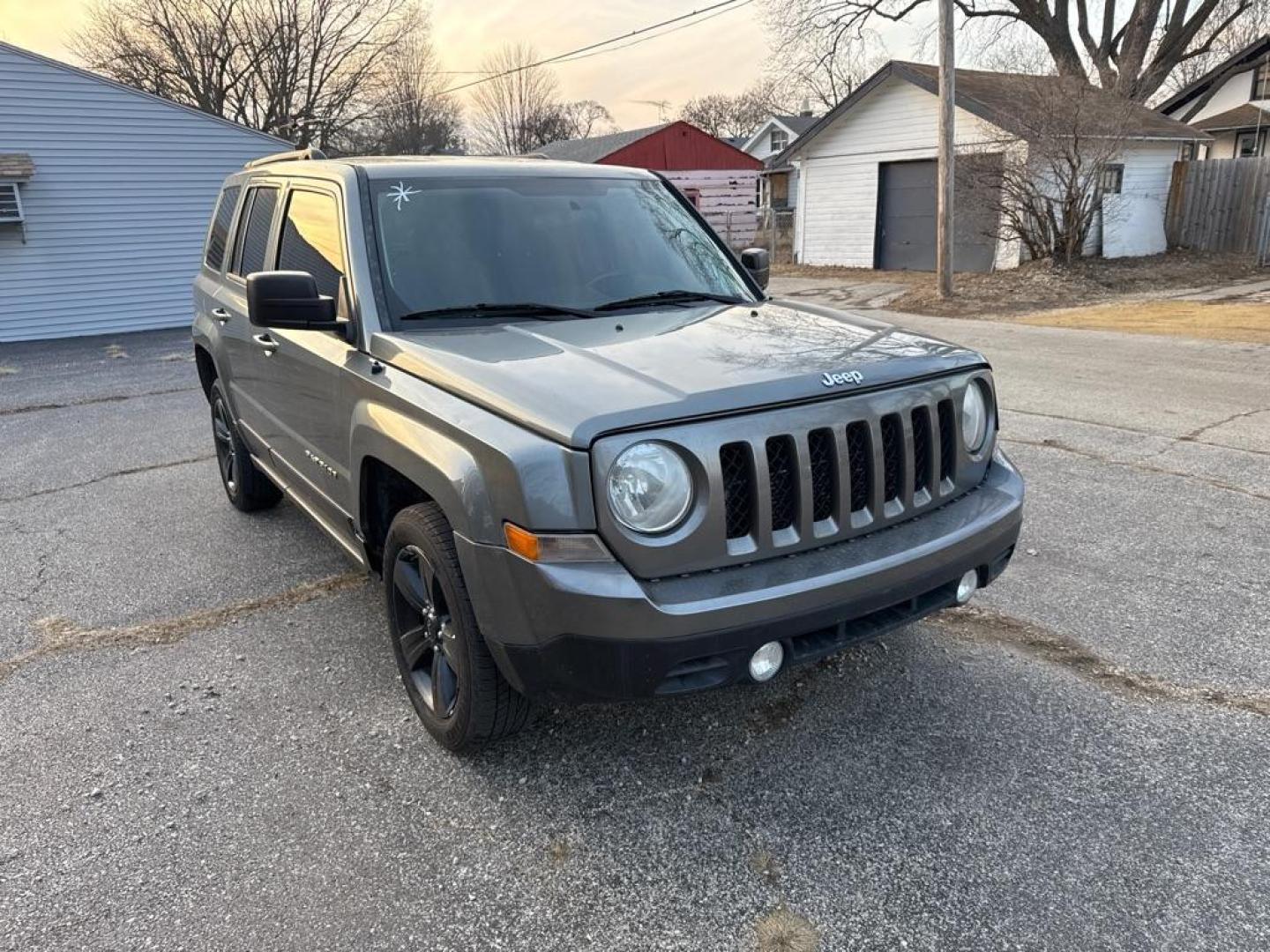 2014 GRAY JEEP PATRIOT LATITUDE (1C4NJPFA9ED) with an 2.0L engine, Continuously Variable transmission, located at 1708 Broadway, Rockford, IL, 61104, (815) 397-5010, 42.252522, -89.069359 - Photo#1