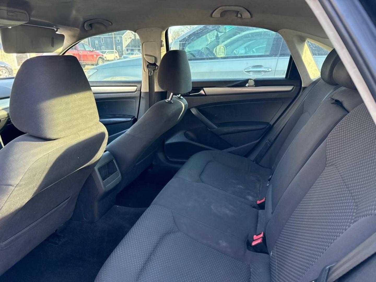 2013 BLACK VOLKSWAGEN PASSAT S (1VWAP7A38DC) with an 2.5L engine, Automatic transmission, located at 1708 Broadway, Rockford, IL, 61104, (815) 397-5010, 42.252522, -89.069359 - Photo#4