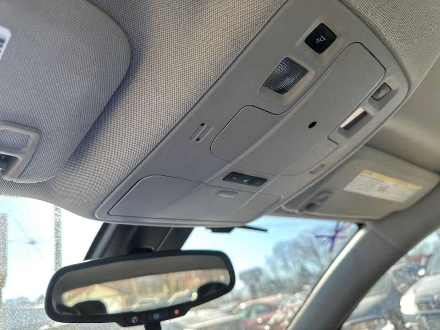 2013 GRAY CHEVROLET MALIBU 1LT (1G11D5RR1DF) with an 2.4L engine, Automatic transmission, located at 1708 Broadway, Rockford, IL, 61104, (815) 397-5010, 42.252522, -89.069359 - Photo#10