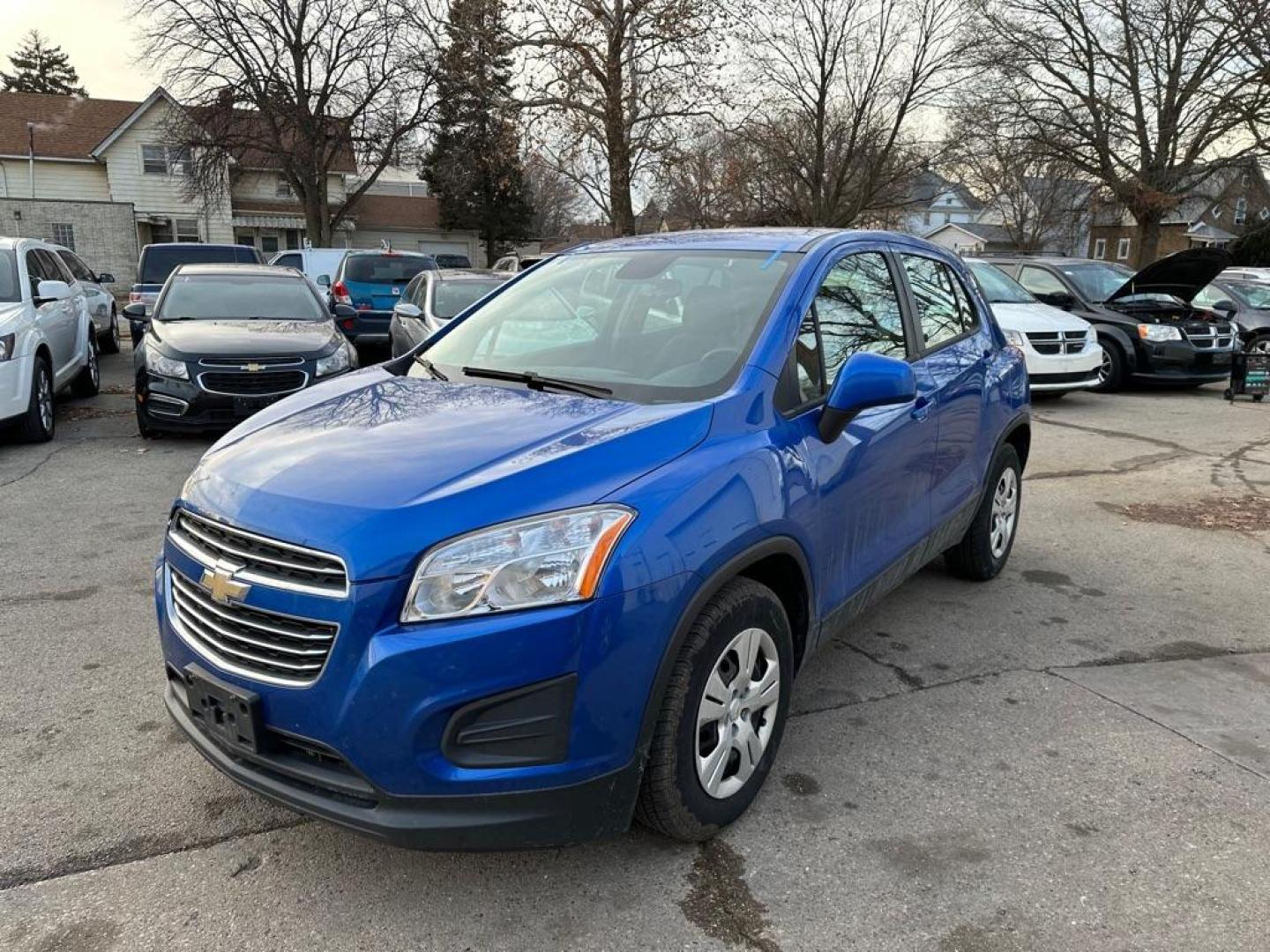 2015 BLUE CHEVROLET TRAX LS (KL7CJKSBXFB) with an 1.4L engine, Automatic transmission, located at 1708 Broadway, Rockford, IL, 61104, (815) 397-5010, 42.252522, -89.069359 - Photo#1