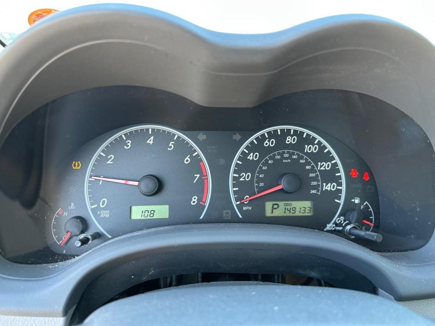 2009 SILVER TOYOTA COROLLA BASE (JTDBL40E799) with an 1.8L engine, Automatic transmission, located at 1708 Broadway, Rockford, IL, 61104, (815) 397-5010, 42.252522, -89.069359 - Photo#8