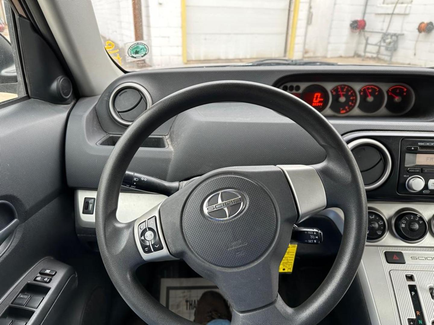 2008 PURPLE SCION XB XB (JTLKE50E681) with an 2.4L engine, Automatic transmission, located at 1708 Broadway, Rockford, IL, 61104, (815) 397-5010, 42.252522, -89.069359 - Photo#8