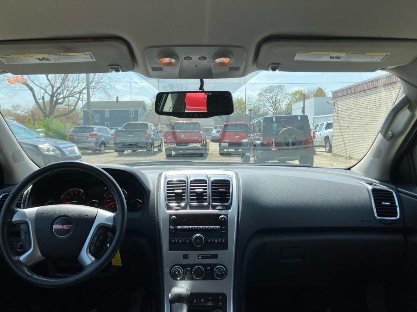 2012 BLACK GMC ACADIA SLE (1GKKRPED6CJ) with an 3.6L engine, Automatic transmission, located at 1708 Broadway, Rockford, IL, 61104, (815) 397-5010, 42.252522, -89.069359 - Photo#6