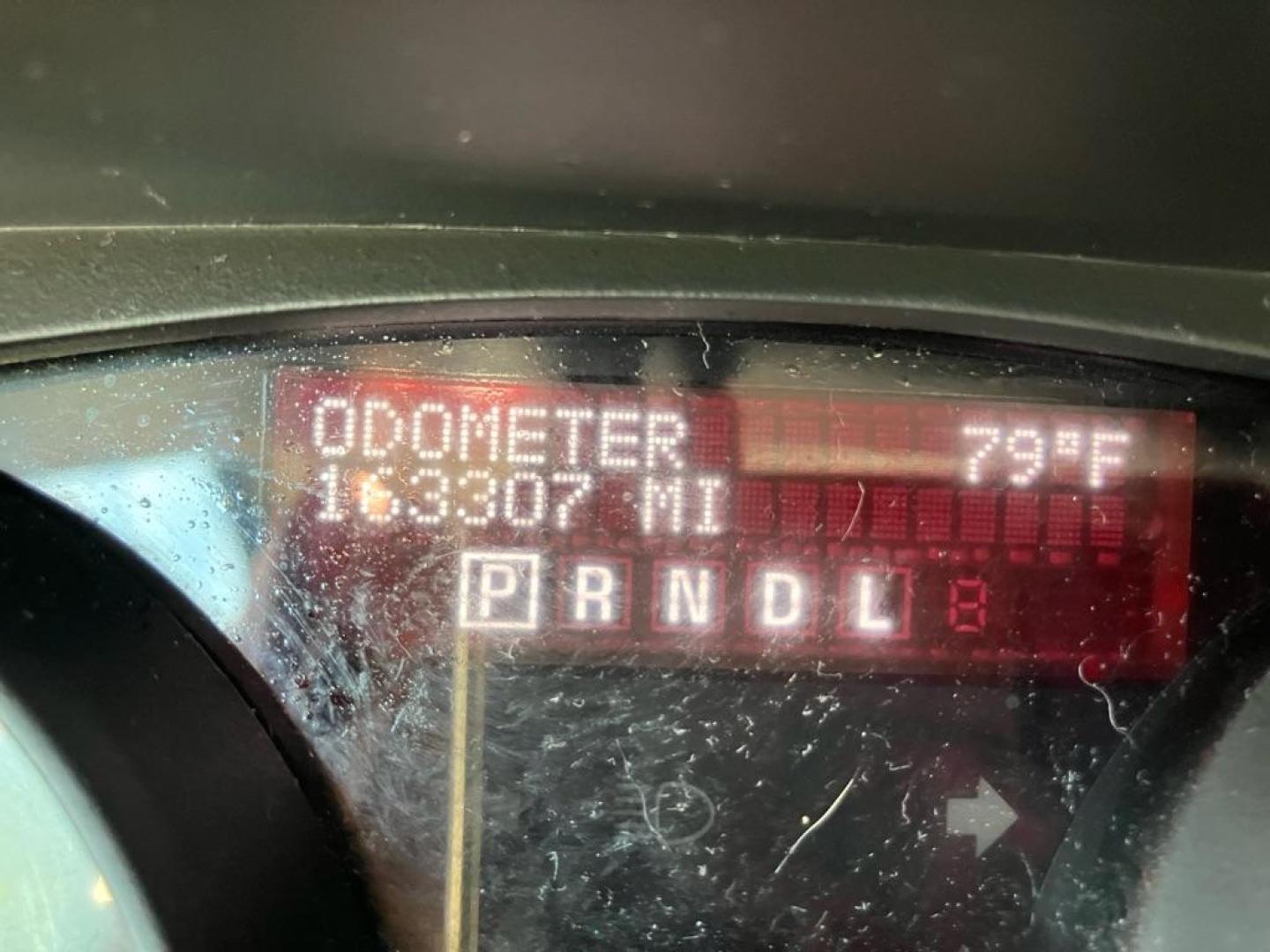 2012 BLACK GMC ACADIA SLE (1GKKRPED6CJ) with an 3.6L engine, Automatic transmission, located at 1708 Broadway, Rockford, IL, 61104, (815) 397-5010, 42.252522, -89.069359 - Photo#8