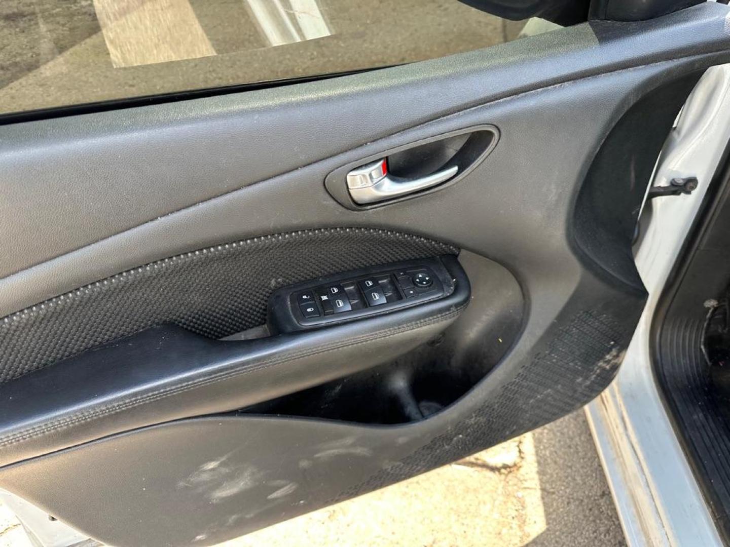 2016 WHITE DODGE DART SXT SPORT (1C3CDFFA1GD) with an 2.0L engine, 6-Speed Manual transmission, located at 1708 Broadway, Rockford, IL, 61104, (815) 397-5010, 42.252522, -89.069359 - Photo#18