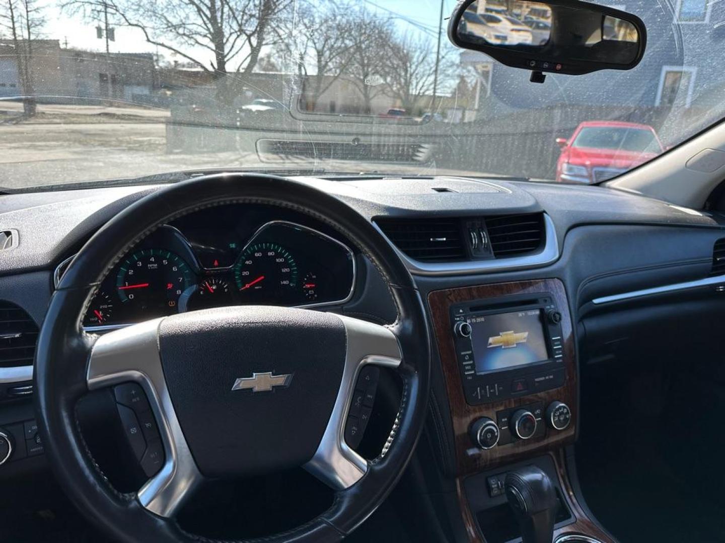 2014 BLUE CHEVROLET TRAVERSE LT (1GNKRGKD9EJ) with an 3.6L engine, Automatic transmission, located at 1708 Broadway, Rockford, IL, 61104, (815) 397-5010, 42.252522, -89.069359 - Photo#11