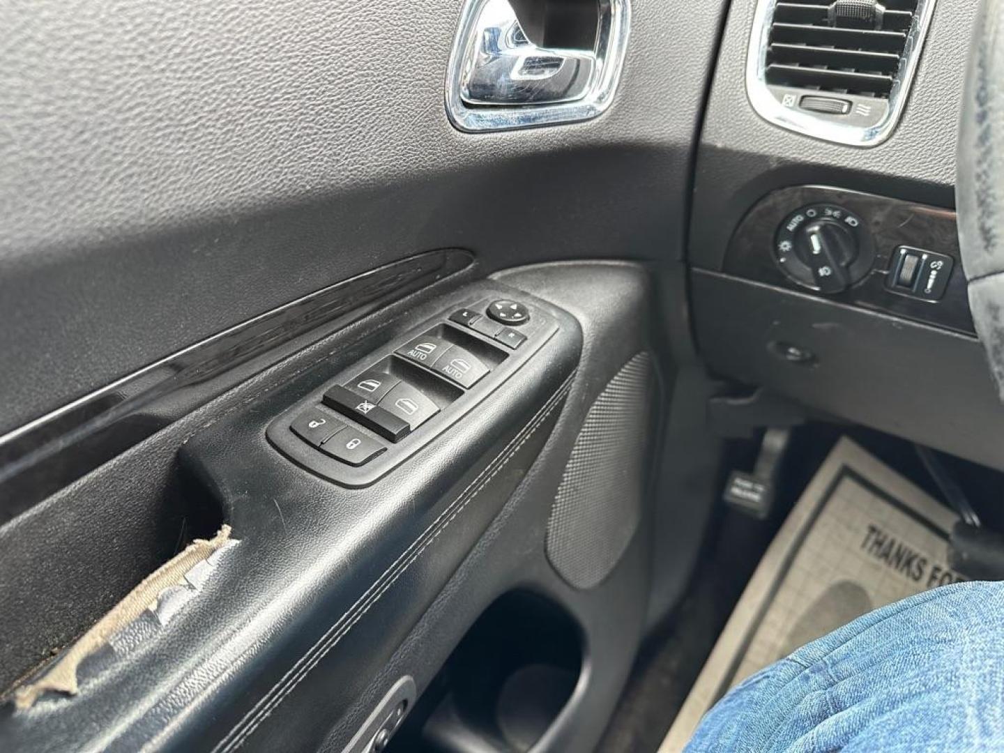 2012 BLUE DODGE DURANGO CREW (1C4RDJDG4CC) with an 3.6L engine, Automatic transmission, located at 1708 Broadway, Rockford, IL, 61104, (815) 397-5010, 42.252522, -89.069359 - Photo#10