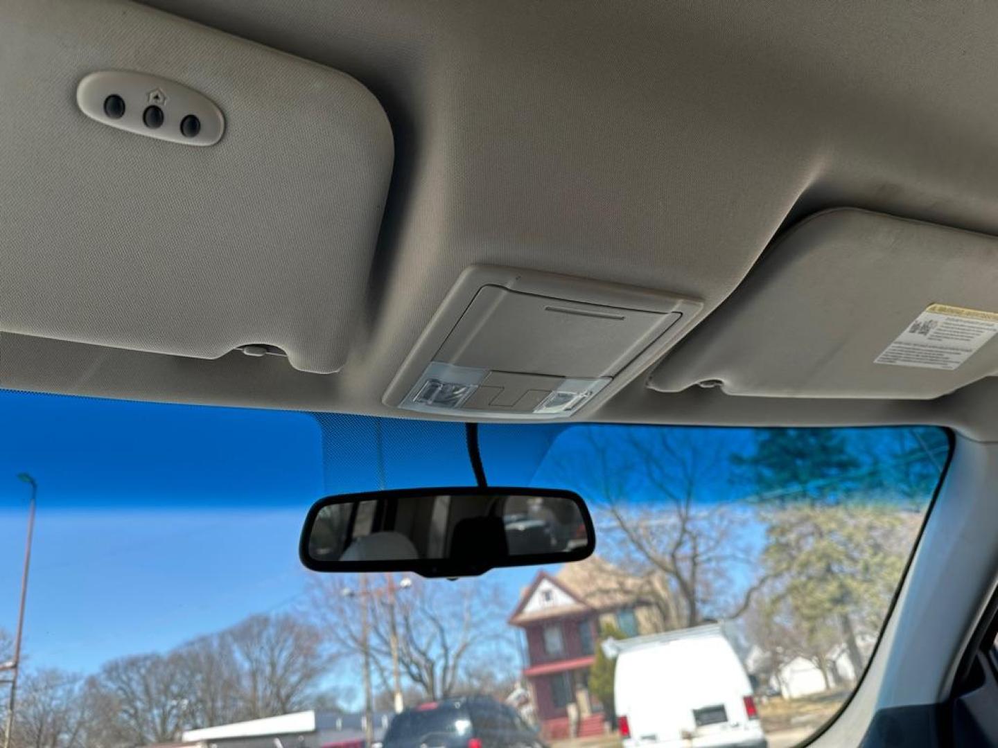 2009 WHITE FORD FLEX SEL (2FMEK62C89B) with an 3.5L engine, Automatic transmission, located at 1708 Broadway, Rockford, IL, 61104, (815) 397-5010, 42.252522, -89.069359 - Photo#13