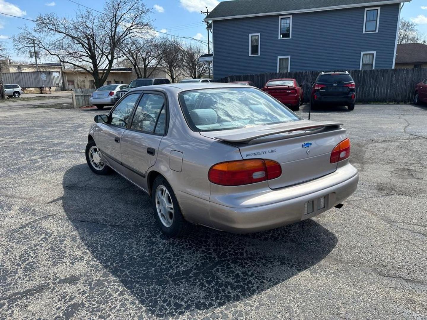 2000 TAN CHEVROLET GEO PRIZM BASE (1Y1SK5488YZ) with an 1.8L engine, Automatic transmission, located at 1708 Broadway, Rockford, IL, 61104, (815) 397-5010, 42.252522, -89.069359 - Photo#4