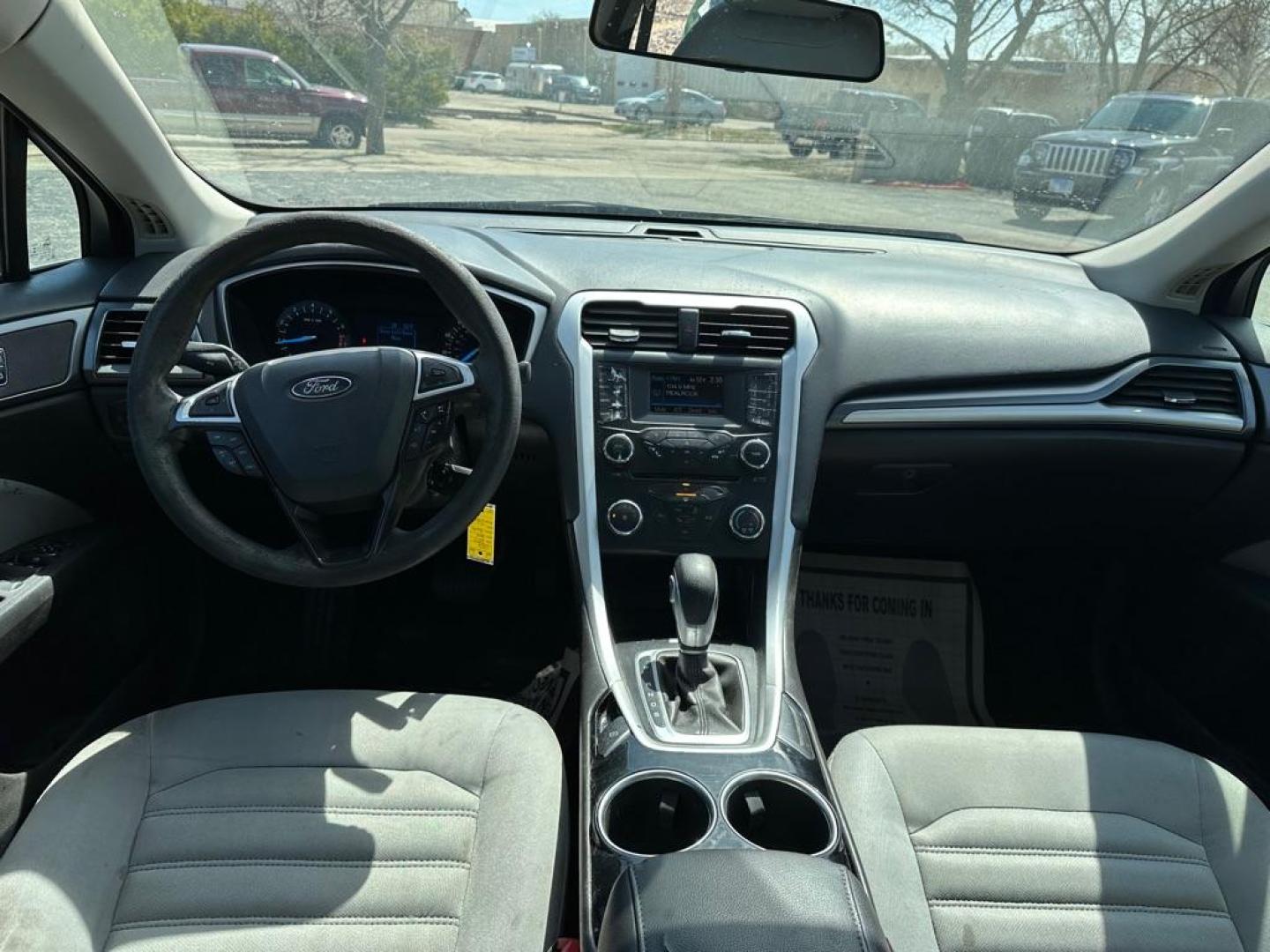 2014 GRAY FORD FUSION S (3FA6P0G78ER) with an 2.5L engine, Automatic transmission, located at 1708 Broadway, Rockford, IL, 61104, (815) 397-5010, 42.252522, -89.069359 - Photo#5