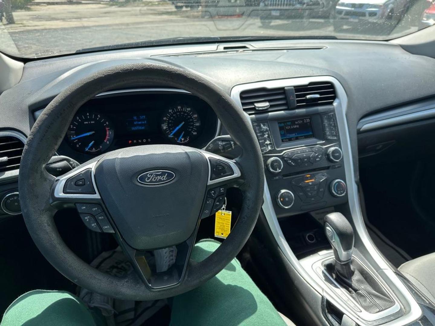 2014 GRAY FORD FUSION S (3FA6P0G78ER) with an 2.5L engine, Automatic transmission, located at 1708 Broadway, Rockford, IL, 61104, (815) 397-5010, 42.252522, -89.069359 - Photo#8