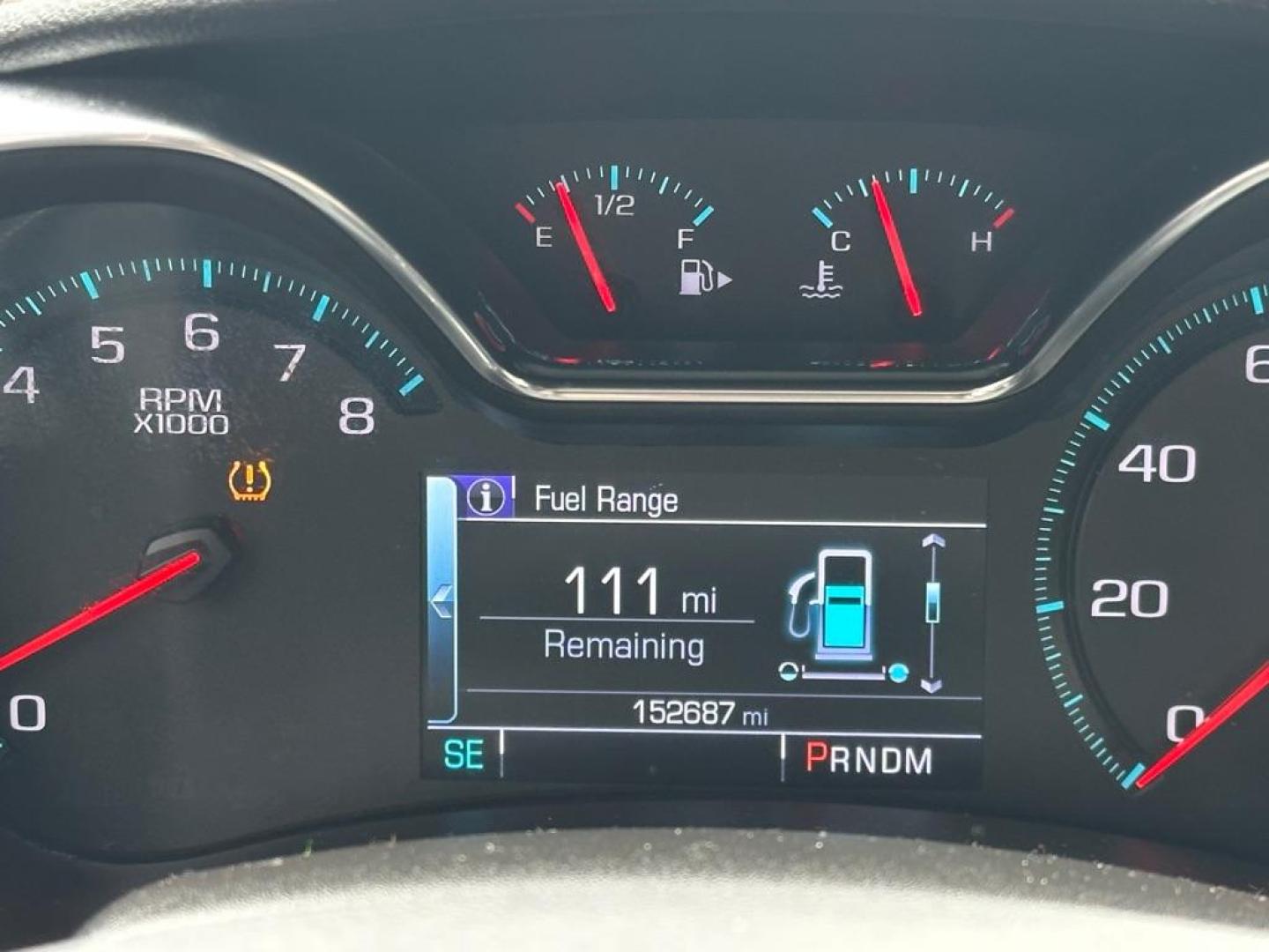 2019 SILVER CHEVROLET IMPALA LT (1G11Z5S34KU) with an 3.6L engine, Automatic transmission, located at 1708 Broadway, Rockford, IL, 61104, (815) 397-5010, 42.252522, -89.069359 - Photo#9