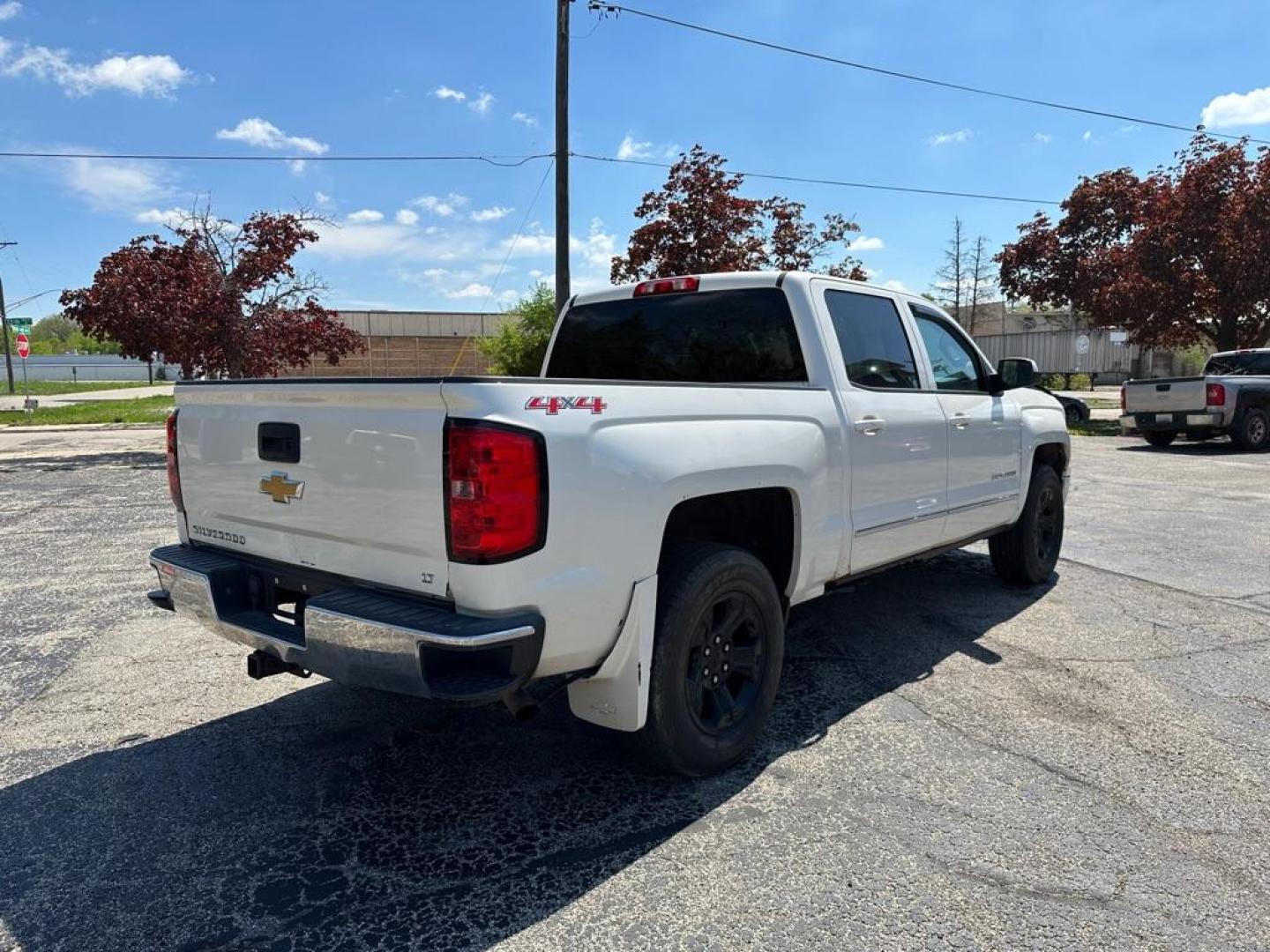 2014 WHITE CHEVROLET SILVERADO 1500 LT (3GCUKREC9EG) with an 5.3L engine, Automatic transmission, located at 1708 Broadway, Rockford, IL, 61104, (815) 397-5010, 42.252522, -89.069359 - Photo#2