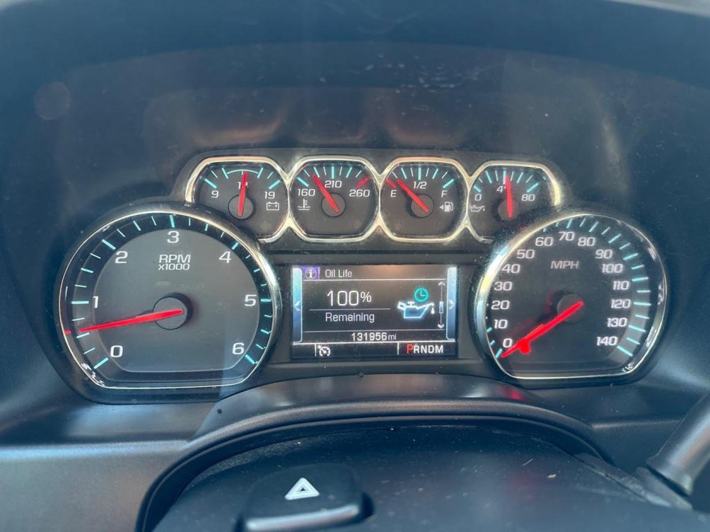 2014 WHITE CHEVROLET SILVERADO 1500 LT (3GCUKREC9EG) with an 5.3L engine, Automatic transmission, located at 1708 Broadway, Rockford, IL, 61104, (815) 397-5010, 42.252522, -89.069359 - Photo#9