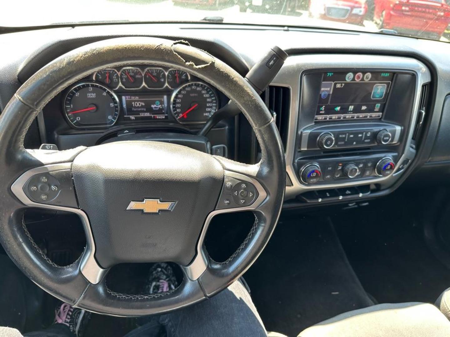 2014 WHITE CHEVROLET SILVERADO 1500 LT (3GCUKREC9EG) with an 5.3L engine, Automatic transmission, located at 1708 Broadway, Rockford, IL, 61104, (815) 397-5010, 42.252522, -89.069359 - Photo#11
