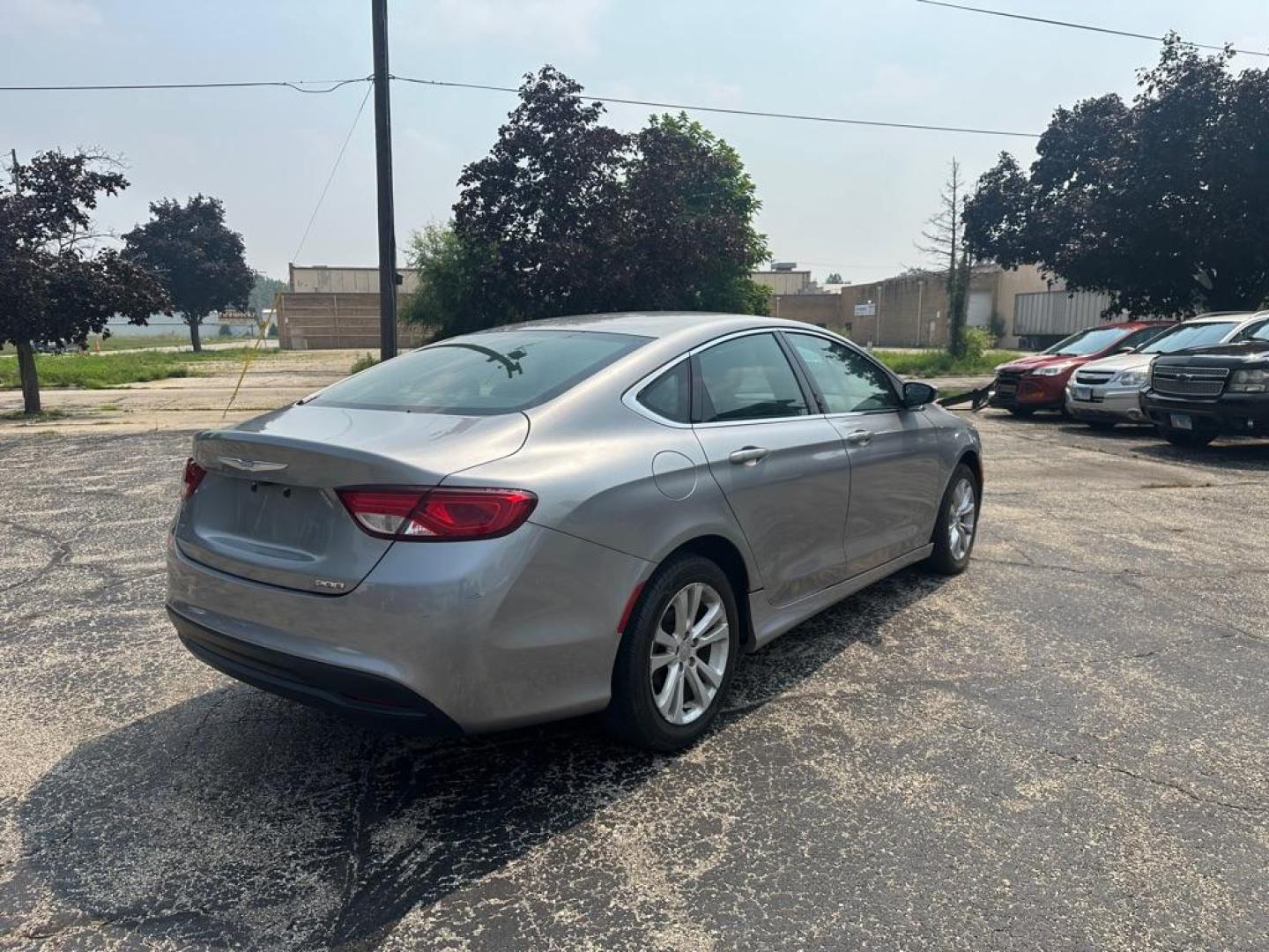 2017 SILVER CHRYSLER 200 LX (1C3CCCFBXHN) with an 2.4L engine, Automatic transmission, located at 1708 Broadway, Rockford, IL, 61104, (815) 397-5010, 42.252522, -89.069359 - Photo#3