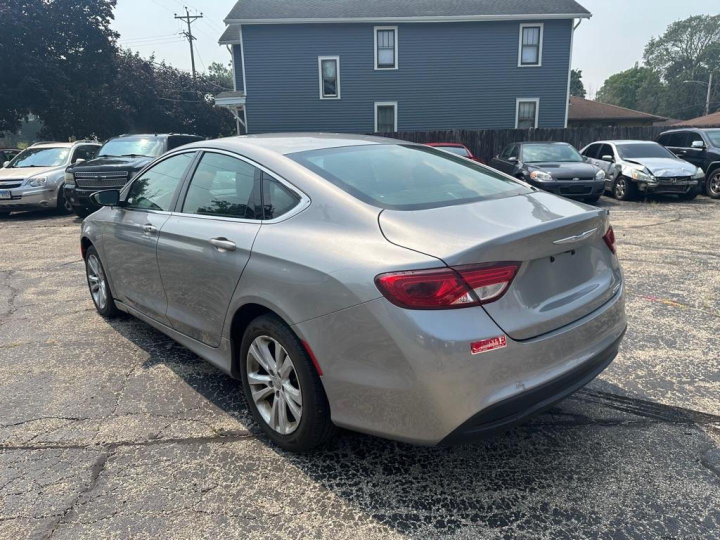 2017 SILVER CHRYSLER 200 LX (1C3CCCFBXHN) with an 2.4L engine, Automatic transmission, located at 1708 Broadway, Rockford, IL, 61104, (815) 397-5010, 42.252522, -89.069359 - Photo#5