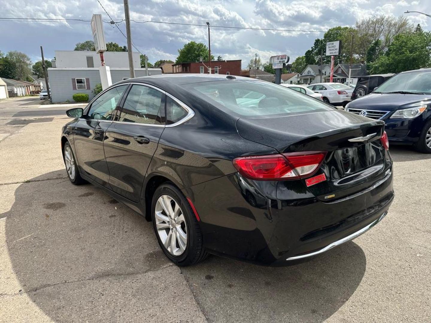 2016 BLACK CHRYSLER 200 LIMITED (1C3CCCAB3GN) with an 2.4L engine, Automatic transmission, located at 1708 Broadway, Rockford, IL, 61104, (815) 397-5010, 42.252522, -89.069359 - Photo#3