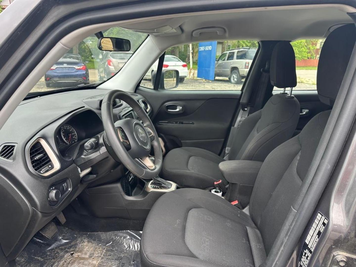 2017 GRAY JEEP RENEGADE SPORT (ZACCJAAB1HP) with an 2.4L engine, Automatic transmission, located at 1708 Broadway, Rockford, IL, 61104, (815) 397-5010, 42.252522, -89.069359 - Photo#8