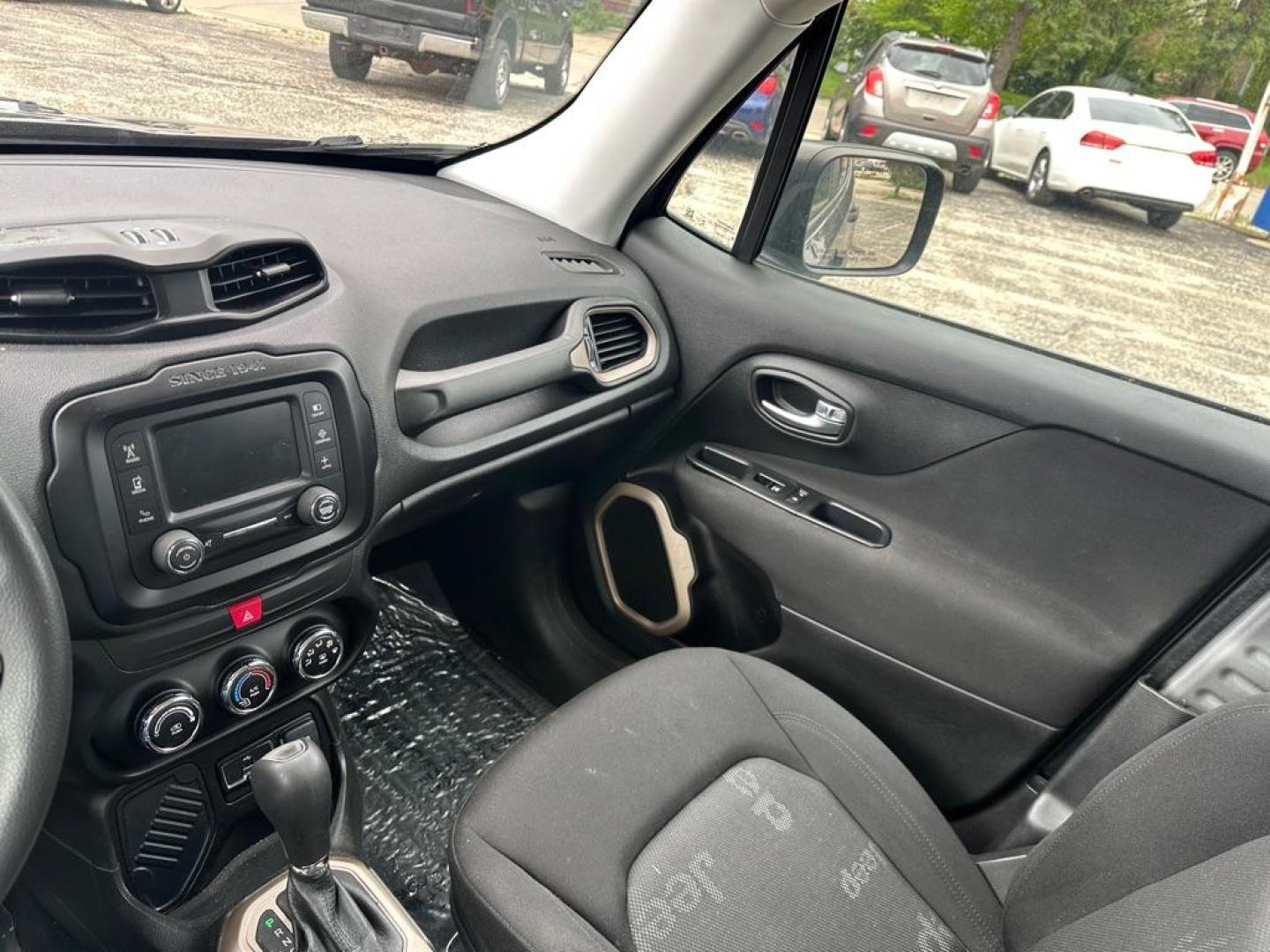 2017 GRAY JEEP RENEGADE SPORT (ZACCJAAB1HP) with an 2.4L engine, Automatic transmission, located at 1708 Broadway, Rockford, IL, 61104, (815) 397-5010, 42.252522, -89.069359 - Photo#11