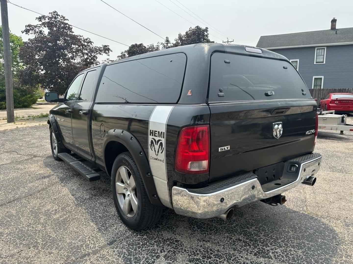 2011 BLACK DODGE RAM 1500 (1D7RV1GT3BS) with an 5.7L engine, Automatic transmission, located at 1708 Broadway, Rockford, IL, 61104, (815) 397-5010, 42.252522, -89.069359 - Photo#5