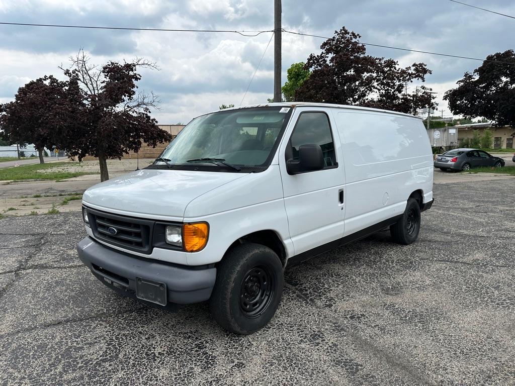 photo of 2006 FORD ECONOLINE E150 VAN
