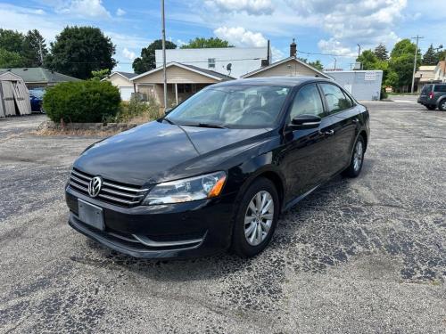 2013 VOLKSWAGEN PASSAT S