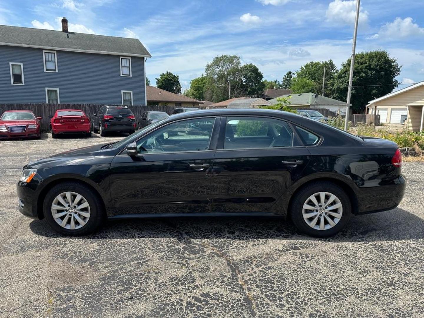 2013 BLACK VOLKSWAGEN PASSAT S (1VWAP7A39DC) with an 2.5L engine, Automatic transmission, located at 1708 Broadway, Rockford, IL, 61104, (815) 397-5010, 42.252522, -89.069359 - Photo#5
