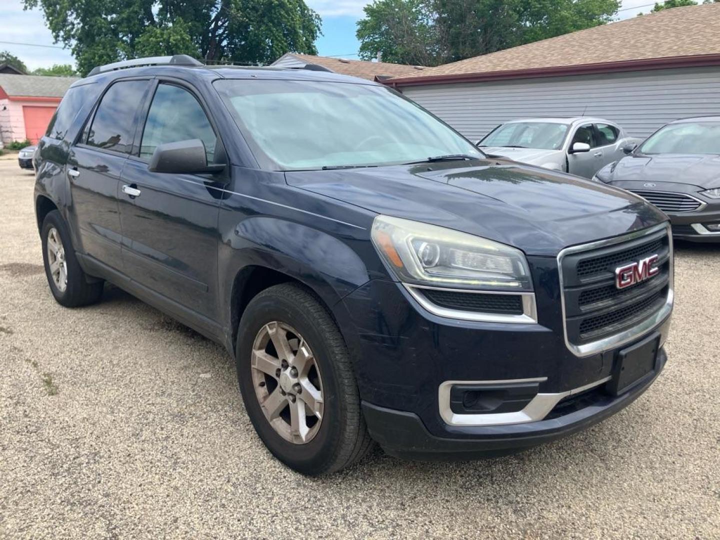 2015 BLUE GMC ACADIA SLE (1GKKVPKD5FJ) with an 3.6L engine, Automatic transmission, located at 1708 Broadway, Rockford, IL, 61104, (815) 397-5010, 42.252522, -89.069359 - Photo#1