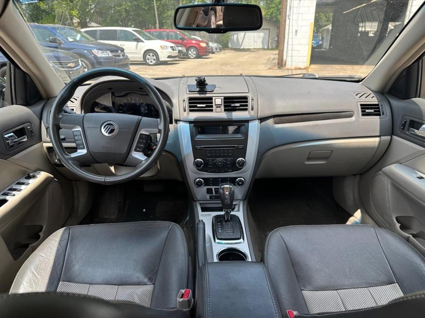 2011 BLACK MERCURY MILAN PREMIER (3MEHM0JG4BR) with an 3.0L engine, Automatic transmission, located at 1708 Broadway, Rockford, IL, 61104, (815) 397-5010, 42.252522, -89.069359 - Photo#8