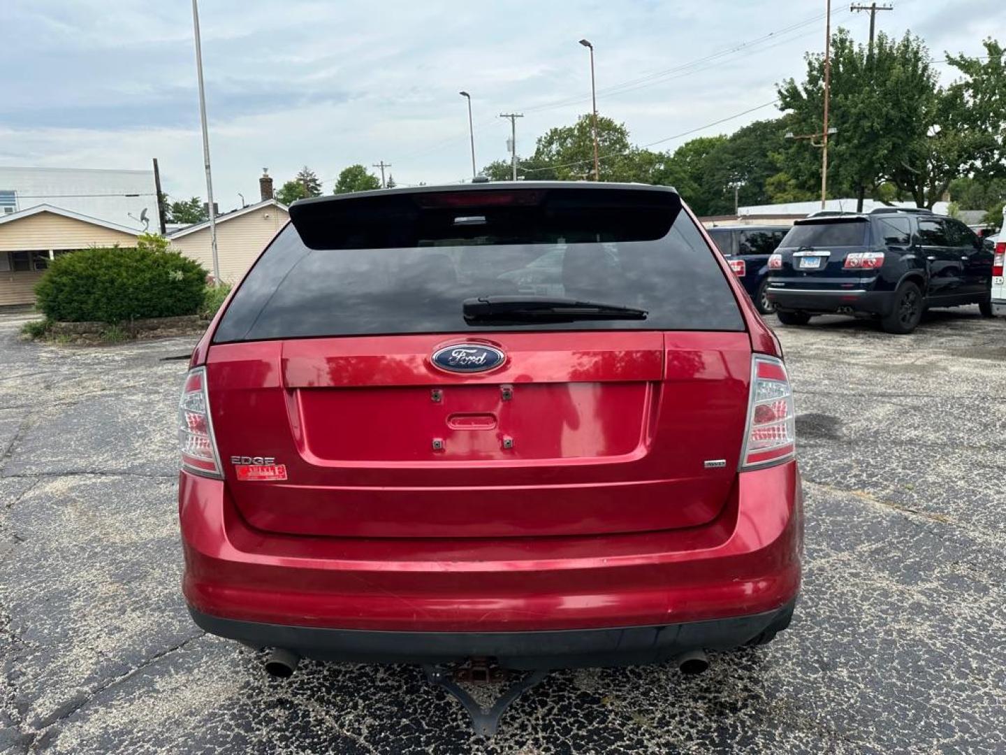 2007 RED FORD EDGE SE (2FMDK46C17B) with an 3.5L engine, Automatic transmission, located at 1708 Broadway, Rockford, IL, 61104, (815) 397-5010, 42.252522, -89.069359 - Photo#5