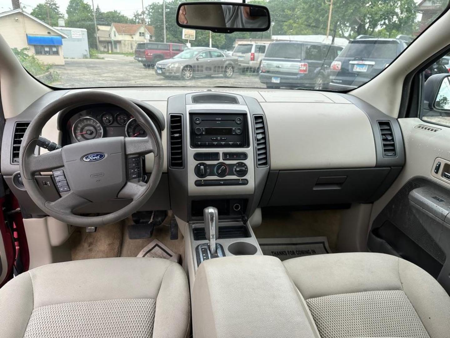 2007 RED FORD EDGE SE (2FMDK46C17B) with an 3.5L engine, Automatic transmission, located at 1708 Broadway, Rockford, IL, 61104, (815) 397-5010, 42.252522, -89.069359 - Photo#9