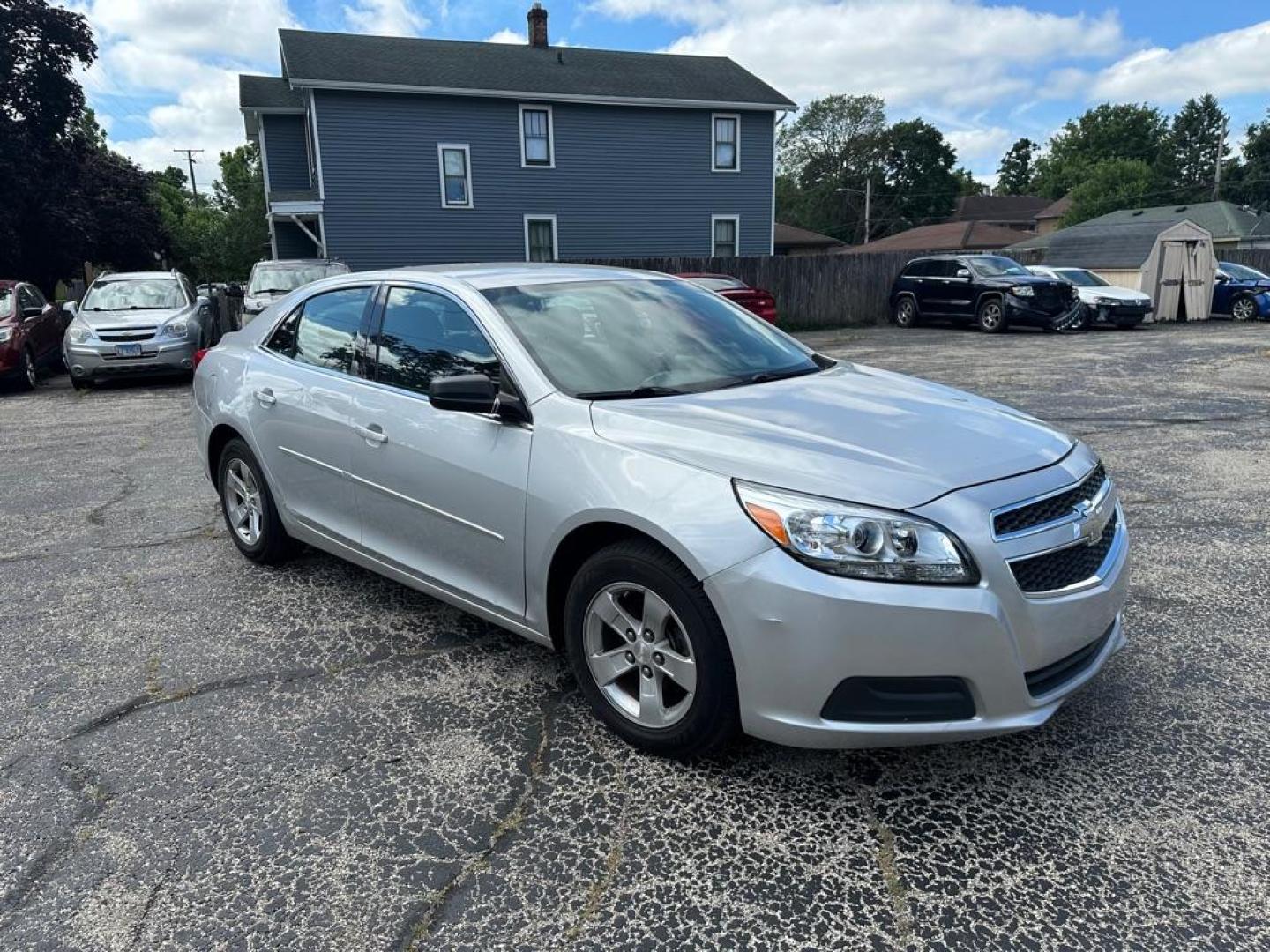 2013 SILVER CHEVROLET MALIBU LS (1G11B5SA2DF) with an 2.5L engine, Automatic transmission, located at 1708 Broadway, Rockford, IL, 61104, (815) 397-5010, 42.252522, -89.069359 - Photo#6