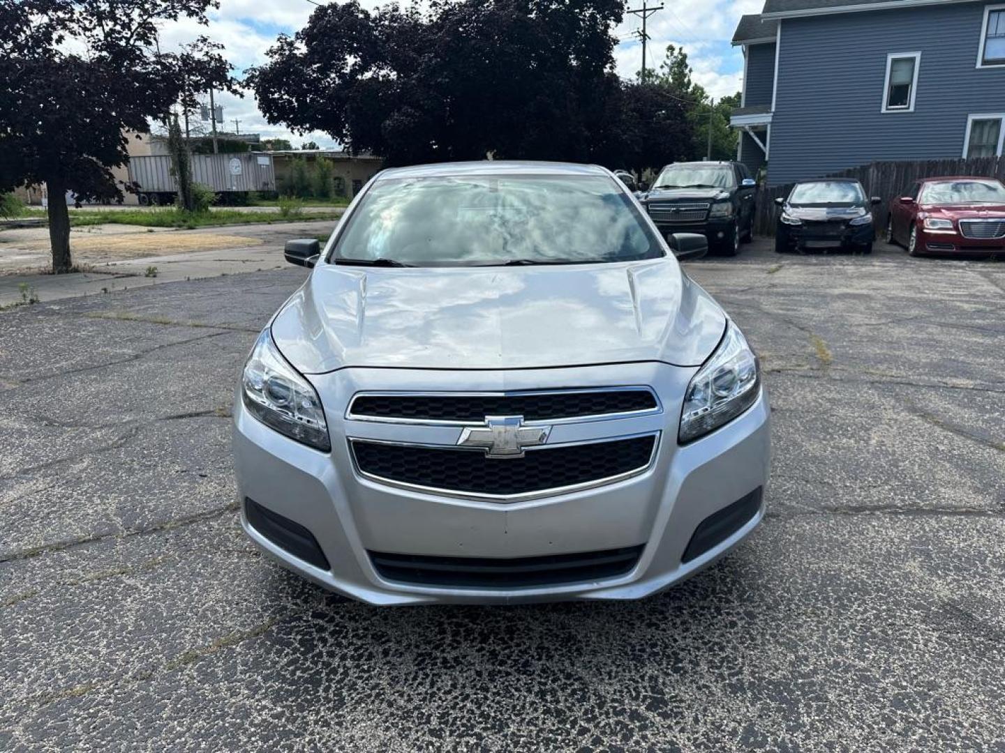 2013 SILVER CHEVROLET MALIBU LS (1G11B5SA2DF) with an 2.5L engine, Automatic transmission, located at 1708 Broadway, Rockford, IL, 61104, (815) 397-5010, 42.252522, -89.069359 - Photo#7
