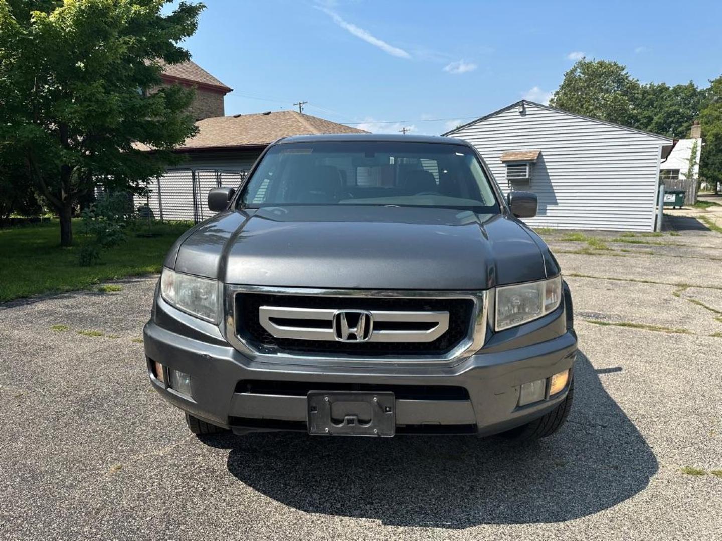 2011 GRAY HONDA RIDGELINE RTL (5FPYK1F53BB) with an 3.5L engine, Automatic transmission, located at 1708 Broadway, Rockford, IL, 61104, (815) 397-5010, 42.252522, -89.069359 - Photo#7