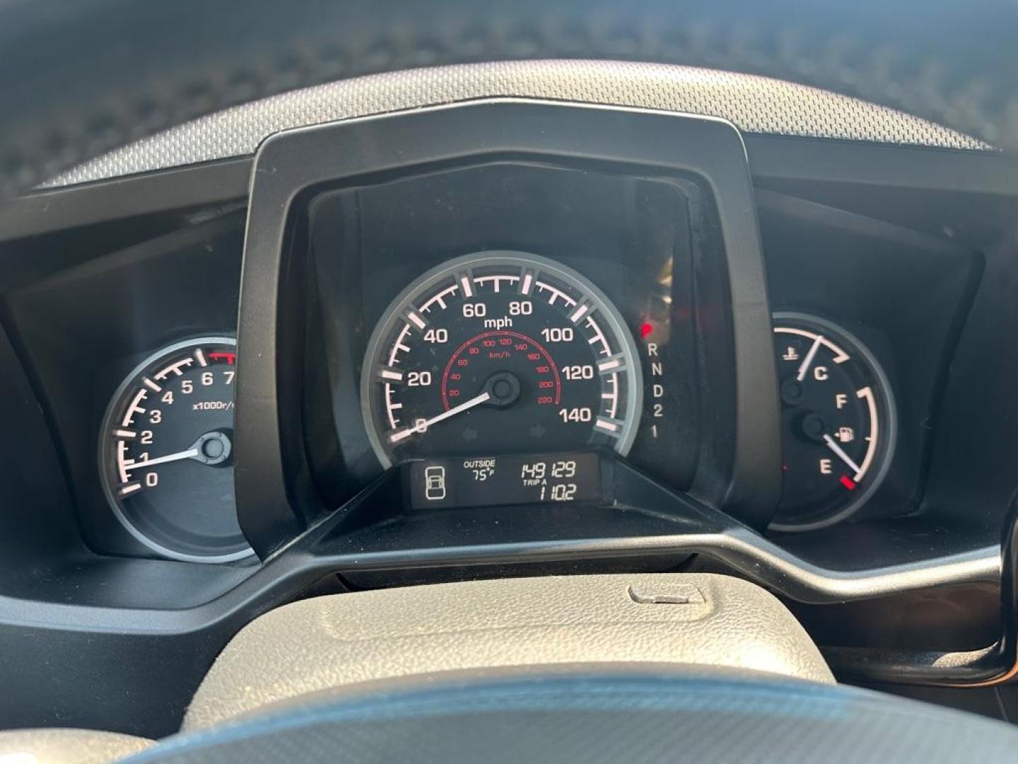 2011 GRAY HONDA RIDGELINE RTL (5FPYK1F53BB) with an 3.5L engine, Automatic transmission, located at 1708 Broadway, Rockford, IL, 61104, (815) 397-5010, 42.252522, -89.069359 - Photo#12