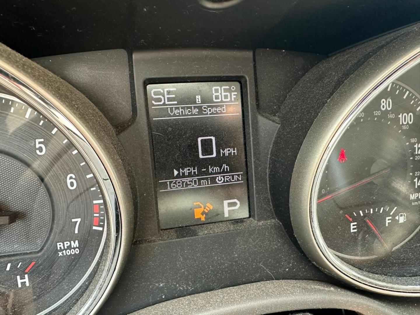 2011 BLUE JEEP GRAND CHEROKEE LAREDO (1J4RR4GGXBC) with an 3.6L engine, Automatic transmission, located at 1708 Broadway, Rockford, IL, 61104, (815) 397-5010, 42.252522, -89.069359 - Photo#13