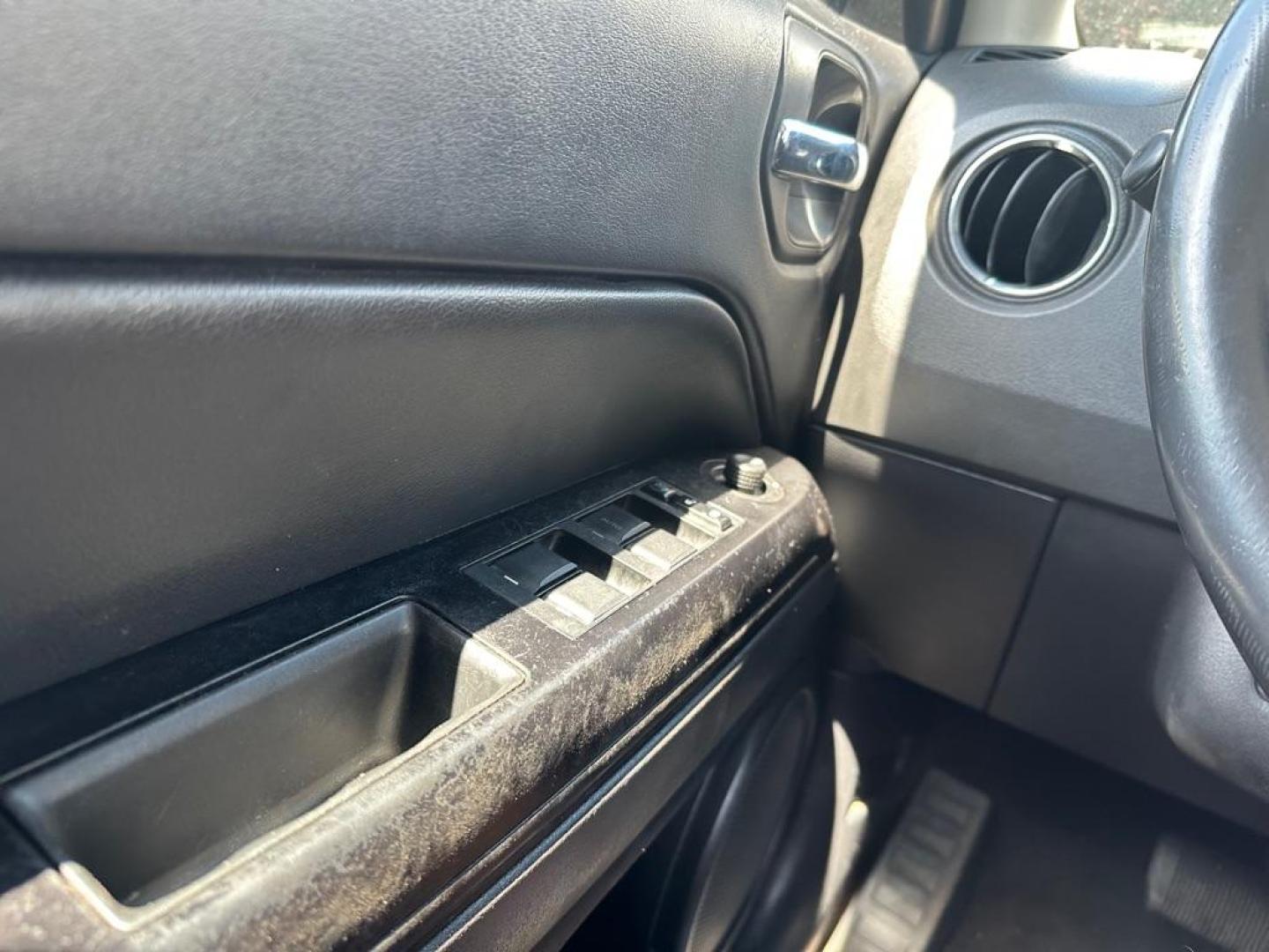2014 GRAY JEEP PATRIOT LATITUDE (1C4NJRFB0ED) with an 2.4L engine, Continuously Variable transmission, located at 1708 Broadway, Rockford, IL, 61104, (815) 397-5010, 42.252522, -89.069359 - Photo#12