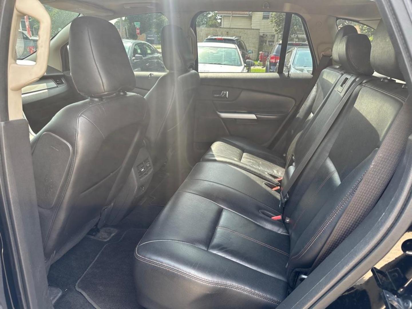 2012 BLACK FORD EDGE SEL (2FMDK4JC1CB) with an 3.5L engine, Automatic transmission, located at 1708 Broadway, Rockford, IL, 61104, (815) 397-5010, 42.252522, -89.069359 - Photo#8