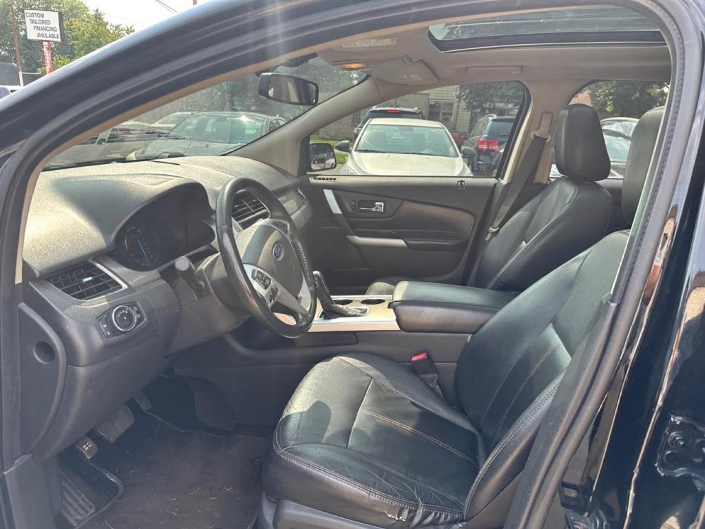2012 BLACK FORD EDGE SEL (2FMDK4JC1CB) with an 3.5L engine, Automatic transmission, located at 1708 Broadway, Rockford, IL, 61104, (815) 397-5010, 42.252522, -89.069359 - Photo#11