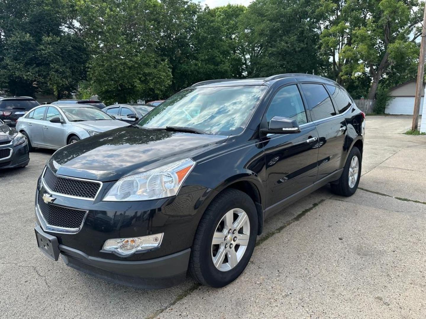 2010 BLACK CHEVROLET TRAVERSE LT (1GNLVGED1AJ) with an 3.6L engine, Automatic transmission, located at 1708 Broadway, Rockford, IL, 61104, (815) 397-5010, 42.252522, -89.069359 - Photo#0