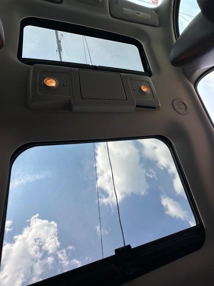 2010 BLACK CHEVROLET TRAVERSE LT (1GNLVGED1AJ) with an 3.6L engine, Automatic transmission, located at 1708 Broadway, Rockford, IL, 61104, (815) 397-5010, 42.252522, -89.069359 - Photo#11