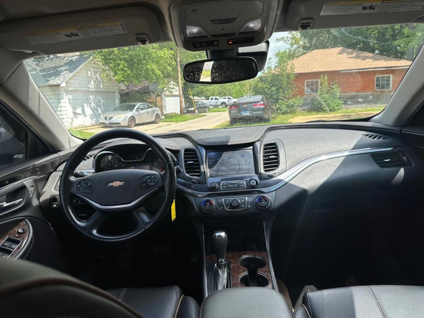 2014 BLUE CHEVROLET IMPALA LT (2G1125S38E9) with an 3.6L engine, Automatic transmission, located at 1708 Broadway, Rockford, IL, 61104, (815) 397-5010, 42.252522, -89.069359 - Photo#8
