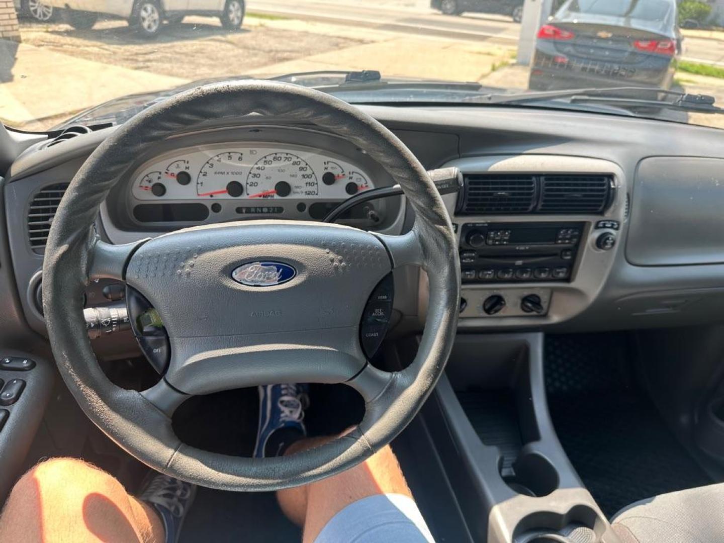 2004 BLACK FORD EXPLORER SPORT (1FMZU77KX4U) with an 4.0L engine, Automatic transmission, located at 1708 Broadway, Rockford, IL, 61104, (815) 397-5010, 42.252522, -89.069359 - Photo#11