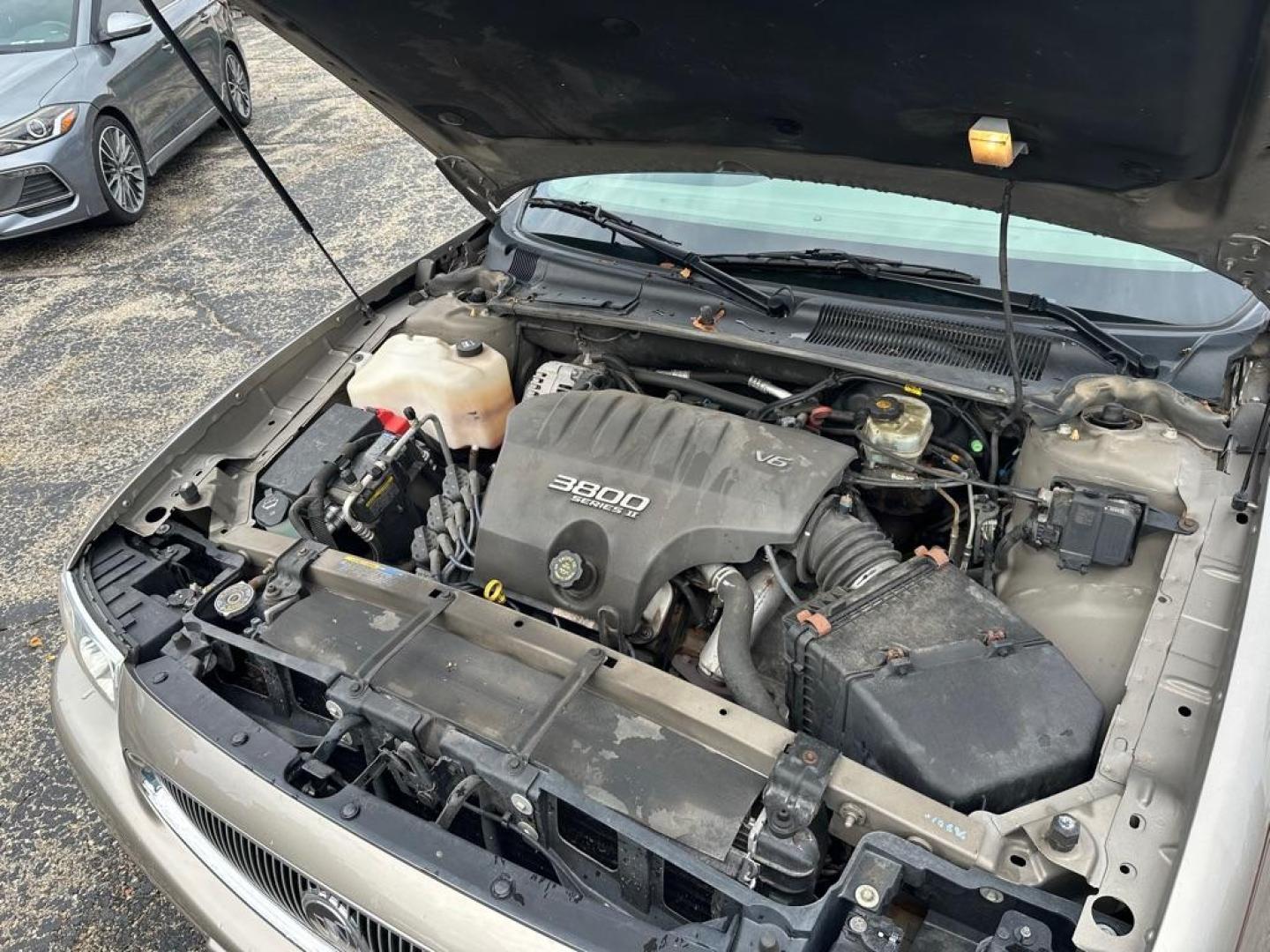 2002 TAN BUICK LESABRE CUSTOM (1G4HP54K424) with an 3.8L engine, Automatic transmission, located at 1708 Broadway, Rockford, IL, 61104, (815) 397-5010, 42.252522, -89.069359 - Photo#15