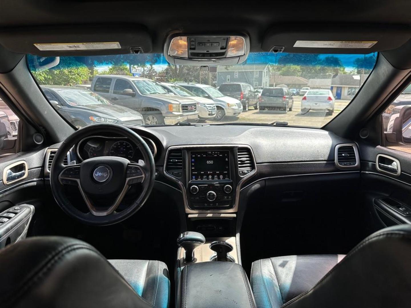 2014 WHITE JEEP GRAND CHEROKEE LIMITED (1C4RJFBG3EC) with an 3.6L engine, Automatic transmission, located at 1708 Broadway, Rockford, IL, 61104, (815) 397-5010, 42.252522, -89.069359 - Photo#9